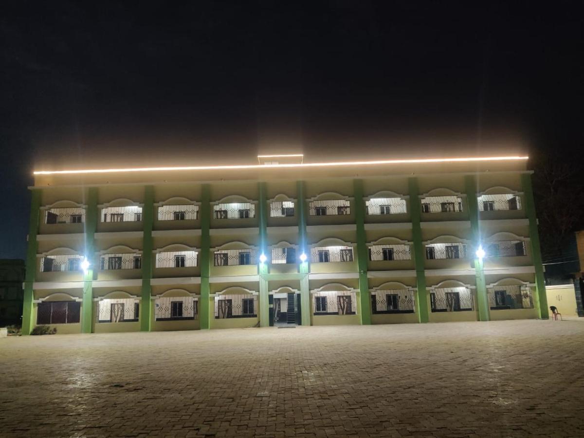 Heritage Bagala Dharmasala Hotel Puri Kültér fotó